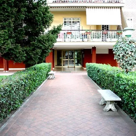 Luxury Cinecitta Apartment - Portofina Rome Exterior photo